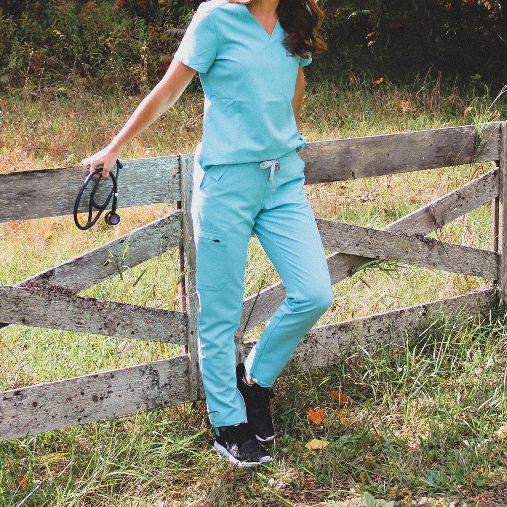 WEAR FIGS SCRUBS LIMITED EDITION COLOR